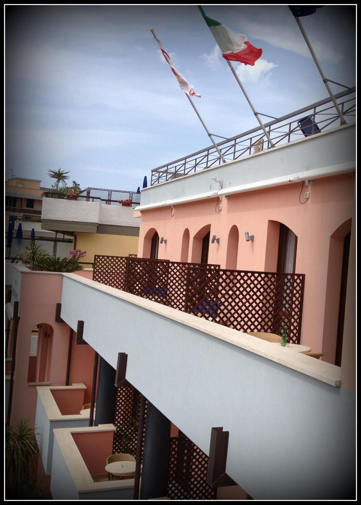 Hotel Mistral مارينا دي كامبو المظهر الخارجي الصورة